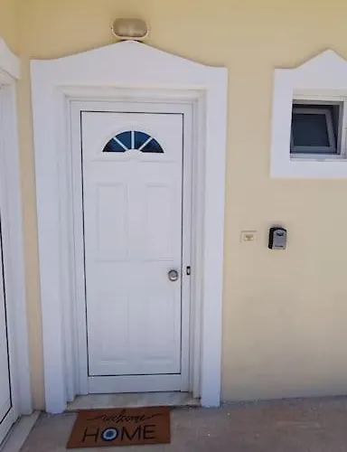 Verano Oasis Apartment_near The Sea-free Parking *